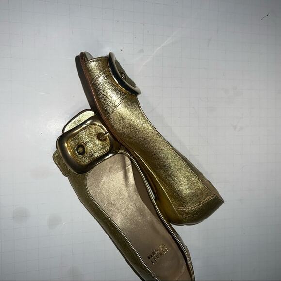 STUART WEITZMAN gold mini wedge open toed shoes 5.5 - Picture 6 of 6